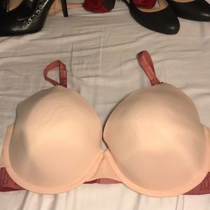 NWOT PINK BRA 36 DD